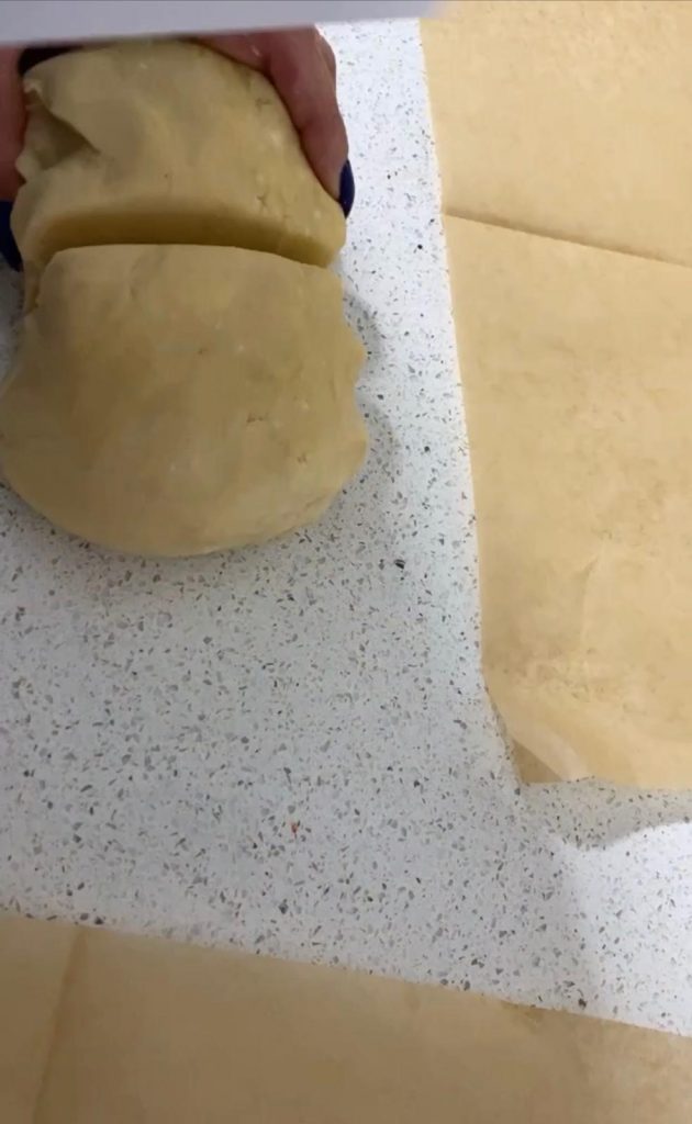 עוגיות חמאה ושקדים כמו בקונדיטוריה